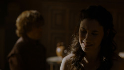 extant_GameOfThrones_4x02-TheLionAndTheRose_1967