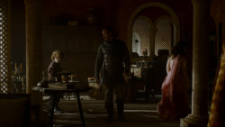 extant_GameOfThrones_4x02-TheLionAndTheRose_1986