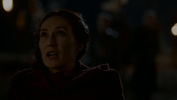 extant_GameOfThrones_4x02-TheLionAndTheRose_2031