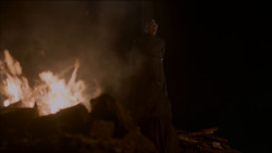 extant_GameOfThrones_4x02-TheLionAndTheRose_2035