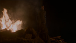 extant_GameOfThrones_4x02-TheLionAndTheRose_2036