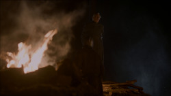 extant_GameOfThrones_4x02-TheLionAndTheRose_2039