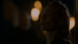 extant_GameOfThrones_4x02-TheLionAndTheRose_2054