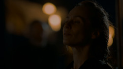 extant_GameOfThrones_4x02-TheLionAndTheRose_2057