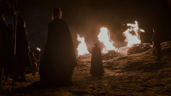 extant_GameOfThrones_4x02-TheLionAndTheRose_2069