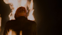 extant_GameOfThrones_4x02-TheLionAndTheRose_2070