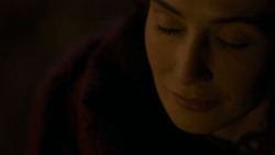 extant_GameOfThrones_4x02-TheLionAndTheRose_2081