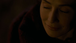 extant_GameOfThrones_4x02-TheLionAndTheRose_2082