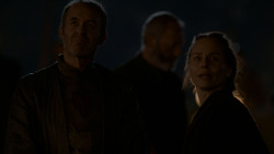 extant_GameOfThrones_4x02-TheLionAndTheRose_2097