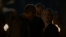 extant_GameOfThrones_4x02-TheLionAndTheRose_2115