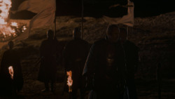 extant_GameOfThrones_4x02-TheLionAndTheRose_2142