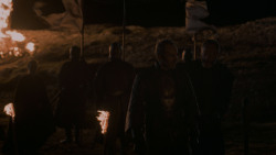 extant_GameOfThrones_4x02-TheLionAndTheRose_2144
