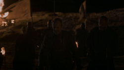 extant_GameOfThrones_4x02-TheLionAndTheRose_2147