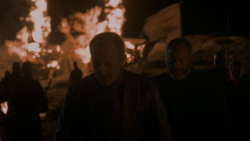 extant_GameOfThrones_4x02-TheLionAndTheRose_2154