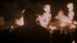 extant_GameOfThrones_4x02-TheLionAndTheRose_2162