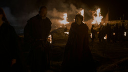 extant_GameOfThrones_4x02-TheLionAndTheRose_2177