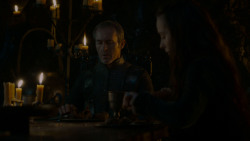 extant_GameOfThrones_4x02-TheLionAndTheRose_2204
