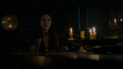 extant_GameOfThrones_4x02-TheLionAndTheRose_2237