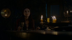 extant_GameOfThrones_4x02-TheLionAndTheRose_2240