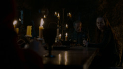 extant_GameOfThrones_4x02-TheLionAndTheRose_2244