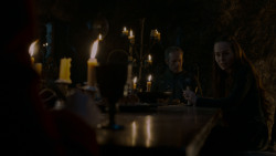 extant_GameOfThrones_4x02-TheLionAndTheRose_2246