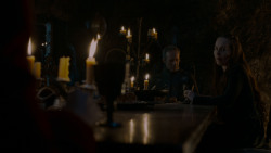 extant_GameOfThrones_4x02-TheLionAndTheRose_2249