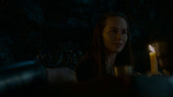 extant_GameOfThrones_4x02-TheLionAndTheRose_2253