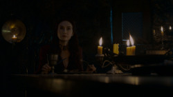 extant_GameOfThrones_4x02-TheLionAndTheRose_2261