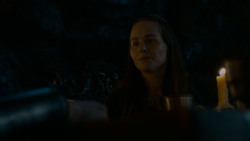 extant_GameOfThrones_4x02-TheLionAndTheRose_2281