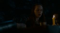 extant_GameOfThrones_4x02-TheLionAndTheRose_2313