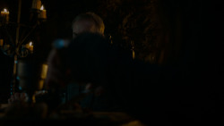 extant_GameOfThrones_4x02-TheLionAndTheRose_2318