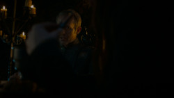 extant_GameOfThrones_4x02-TheLionAndTheRose_2326