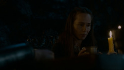 extant_GameOfThrones_4x02-TheLionAndTheRose_2331