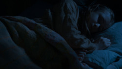 extant_GameOfThrones_4x02-TheLionAndTheRose_2381