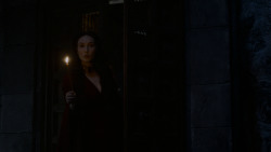 extant_GameOfThrones_4x02-TheLionAndTheRose_2392