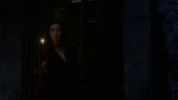 extant_GameOfThrones_4x02-TheLionAndTheRose_2393