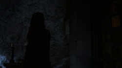 extant_GameOfThrones_4x02-TheLionAndTheRose_2405