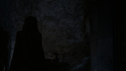 extant_GameOfThrones_4x02-TheLionAndTheRose_2407