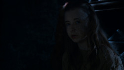 extant_GameOfThrones_4x02-TheLionAndTheRose_2410