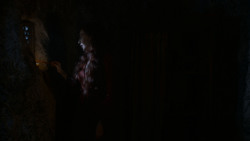 extant_GameOfThrones_4x02-TheLionAndTheRose_2425