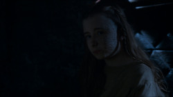 extant_GameOfThrones_4x02-TheLionAndTheRose_2430