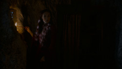 extant_GameOfThrones_4x02-TheLionAndTheRose_2436