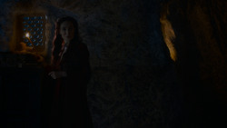 extant_GameOfThrones_4x02-TheLionAndTheRose_2450