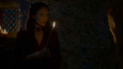 extant_GameOfThrones_4x02-TheLionAndTheRose_2463