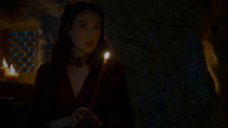 extant_GameOfThrones_4x02-TheLionAndTheRose_2472