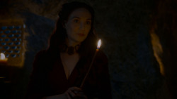 extant_GameOfThrones_4x02-TheLionAndTheRose_2476
