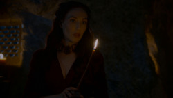 extant_GameOfThrones_4x02-TheLionAndTheRose_2478