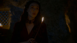 extant_GameOfThrones_4x02-TheLionAndTheRose_2479