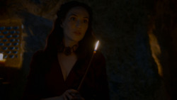 extant_GameOfThrones_4x02-TheLionAndTheRose_2480