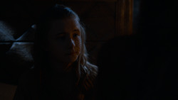 extant_GameOfThrones_4x02-TheLionAndTheRose_2497